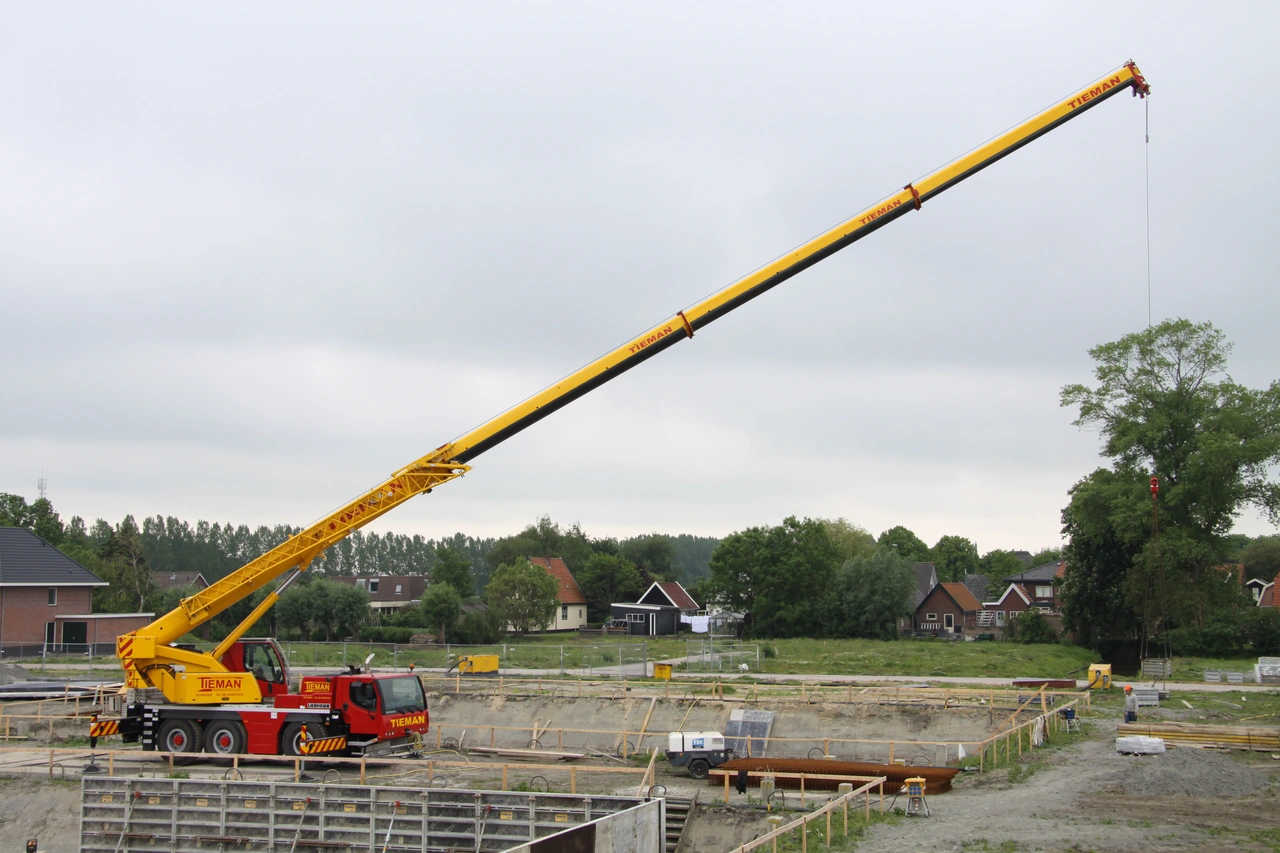 LTM 1050-3.1 Mobile crane - Liebherr